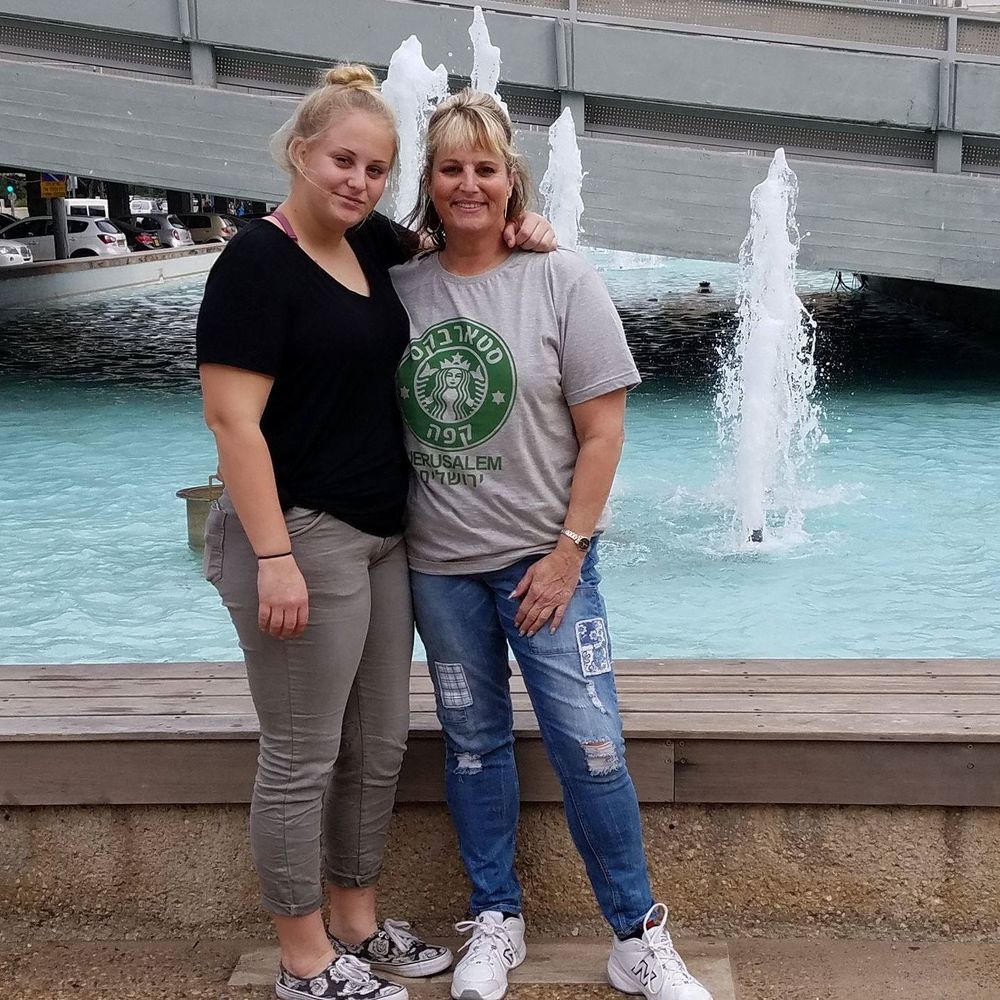 Meet your Posher, Shelley michelle